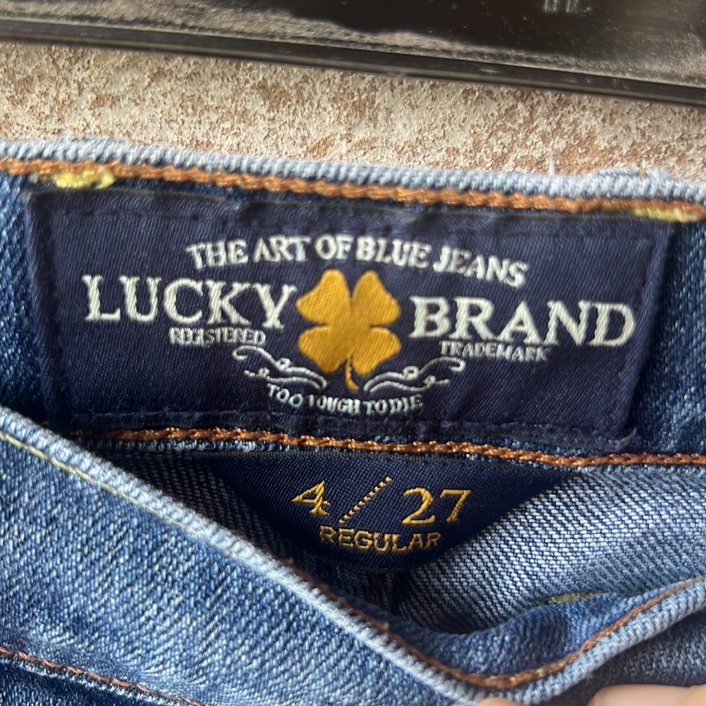 Lucky Jeans - Picture 2 of 7